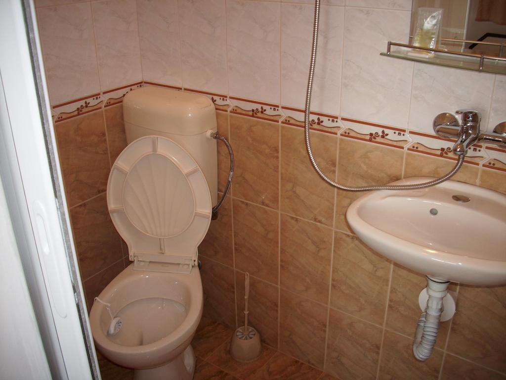 Georgievi Guest House Pomorie Extérieur photo